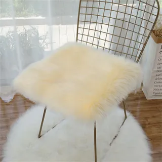 Stuhlkissen Kunstfell Quadratisch, Klein Quadratisch Sitzbezug Flauschiges Kissen, Sitzkissen Faux Lammfell Schaffell, Sitzauflage Quadratisch PlüSch für Wohnzimmer Schlafzimmer (Beige,30x30 cm)