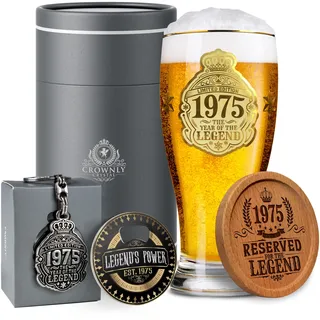 CROWNLY CRYSTAL® 1975 Geschenk 50 Geburtstag Mann Bierglas Mit Gravur 570 ml Geschenke Für Männer Personalisierte Geschenke Geburtstagskarte 50 Mann Deko 50. Geburtstag Mann Geschenk Freund