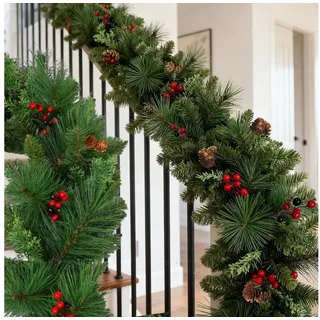 Arnusa Girlanden Weihnachtsgirlande Tannengirlande mit roten Stechpalmen Beeren 270 cm, Weihnachtsdeko Treppengeländer Deko Ilex beige|grün
