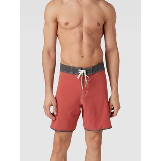 Badehose mit Label-Patch Modell 'ORIGINAL SCALLOP', Rot, 33