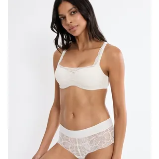 Triumph Body Make-Up Illusion Lace Balconette BH Weiß 70E