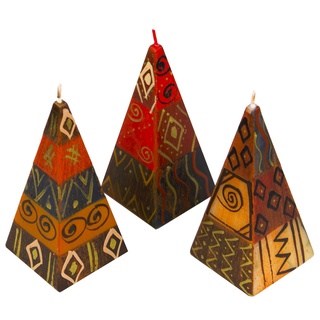 Afrika-Deko Formkerze 3er Set afrikanische Pyramidenkerzen (Spar-Set, 3 Kerzen), Afrika-Deko 3er Kerzenset handbemalte Pyramidenkerzen aus Afrika handgefertigte afrikanische Pyramiden Kerze in verschiedene Designs braun