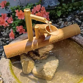 Solar Gartenbrunnen mit japanischem Stil Bambus Wasserfall Düse für Outdoor Wasserspiel