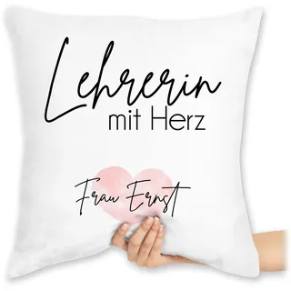 Kissen 40x40 Zierkissen - Lehrerin mit Herz mit Name | Dankeschön Geschenk Lehrerin Abschied Geschenke Lehrerinnen Abschiedsgeschenk Schule - 40 x 40 cm - Weiß - Teacher für sofakissen lehrerinen