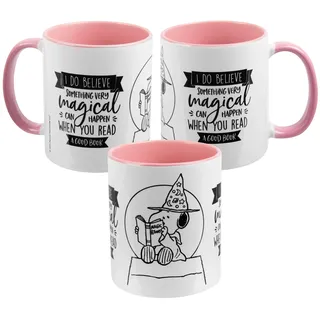 The Peanuts Tasse Snoopy - Magical Kaffeetasse Becher Kaffeebecher aus Keramik Rosa Weiß 320 ml