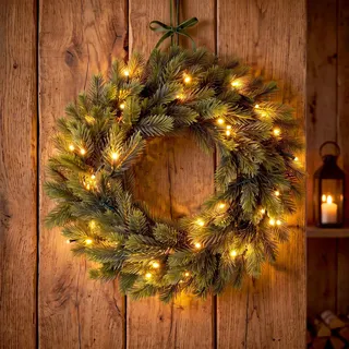 LED Spritzguss Tannenkranz mit Timer für Außen und Innen - 40 cm | Kunst Weihnachtskranz warmweiß beleuchtet batteriebetrieben mit naturgetreuer Tanne - Weihnachten Advent Tisch Tür Deko Kranz