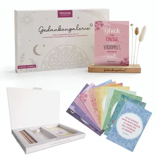 Ideenverlag HAMBURG Gedankengalerie – Achtsamkeits-Set mit 12/24 Affirmationskarten & Trockenblumen | Edler Holzaufsteller aus Eiche – Handgemacht in Deutschland – Frauen Geschenk & Deko für Frauen