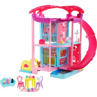 Barbie Chelsea Spielhaus - 3 Etagen mit Verwandlungsfunktion, geheime Spielbereiche, Aufzug, Pool, Rutsche, 2 Haustiere und mehr als 20 Zubehörteile, für Kinder ab 3 Jahren, HHX44