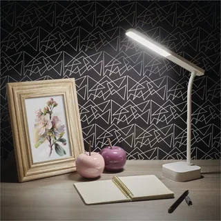 EMOS Akku-Schreibtischlampe LUCY, LED-Tischlampe aufladbar via USB, 96h Leuchtdauer, Leistung 2W, Helligkeit 100lm, kabellos, biegsam, stufenlosses Dimmen, 1m USB-Ladekabel, weiß