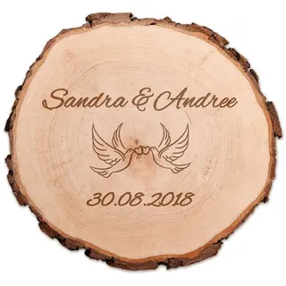 Casa Vivente Baumscheibe mit Gravur zur Hochzeit – Personalisiert mit Namen und Datum – Motiv Tauben – Wand-Deko – Türschild – Geschenkidee für Braut und Bräutigam – Hochzeitsgeschenk