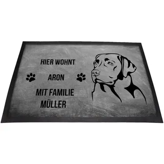 Fußmatte personalisiert mit Namen, lustige Haustürmatte für innen und außen mit Motiv Labrador Retriever – „Hier wohnt (Name1) mit Familie (Name2), rutschfest und waschbar, 40 x 60 cm, Grau