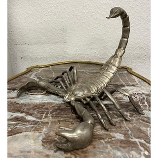 Casa Padrino Luxus Deko Bronze Figur Skorpion Silber 37 x 31 x H. 24 cm - Versilberte Deko Skulptur - Wohnzimmer Deko - Schreibtisch Deko