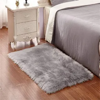 DQMEN Spitzenqualität Lammfellimitat Teppich, Kunstfell Dekofell Lammfellimitat Teppich Longhair Fell Nachahmung Wolle Bettvorleger Sofa Matte (Grau, 75 X 120cm)