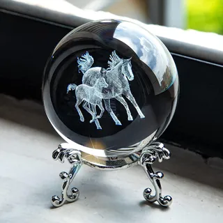 60mm 3D Kristallkugel mit Pferd Figur Laser Kristall Briefbeschwerer | Kristall Tier Dekorative Kugeln mit Ständer Glaskugel Exklusives Glasgeschenk für Büro Zuhause Horse Crystal Ball Gift