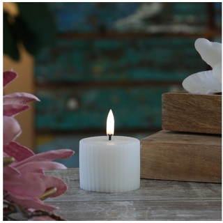 UYUNI Lighting LED-Kerze LED Mini Kerze Thea Uyuni mit Rillen Timer bis 400Std. D: 5,8cm weiß (1-tlg) weiß