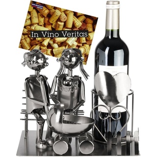 BRUBAKER Weinflaschenhalter Paar auf Bank mit Baby - Metall Flaschenhalter, (Wein Geschenk für Eltern, 1-St., Dekoration mit Grußkarte), Liebespaar mit Kinderwagen - 25 cm Flaschenständer silberfarben