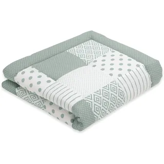 emma & noah Krabbeldecke Baby, 120x120 cm, Groß und Gepolstert, Bio-Baumwolle, Oeko-TEX Zertifiziert, Babydecke, Weiche Spieldecke & Laufgittereinlage für Jungen & Mädchen (Patchwork Essential Mint)