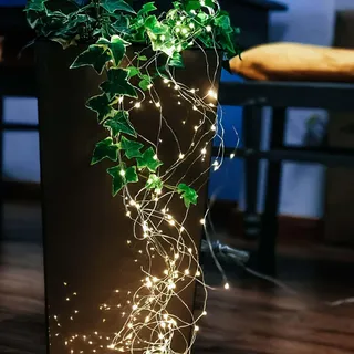 hellum LED Girlande Weihnachten, Timer und Trafo außen, 12 Stränge à 5m | Girlande Weihnachten beleuchtet mit 196 LED warmweiß, silbernes Kabel, für Garten, Balkon, Terrasse, Weihnachten <59lm 152845