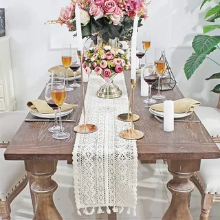 DÉCOCO 9,5"x 95" Beige Makramee Tischläufer rechteckige Häkelspitze Elegante Hohle Mesh Tischdecke für rustikale Boho Hochzeit Dekor Braut & Baby Dusche Dekoration Vintage Bauernhaus Tabletop Dekor