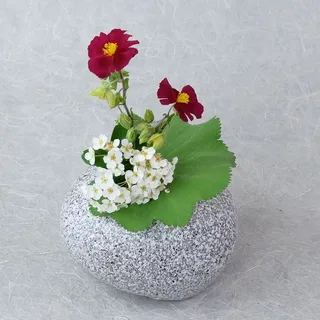 Ikebana-Vase, Ik-ko-01 Vase"Kleiner Stein" aus Japan