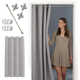 tinycurtains Türvorhang mit Stange silber 55-90 cm ohne Bohren, Thermo Vorhang mit Magneten, Ösen, abdunkelnd, Polyester, blickdicht, hellgrau Moonlight, Türgardine mit Klemmstange verdunkelnd grau 150 cm x 195 cm