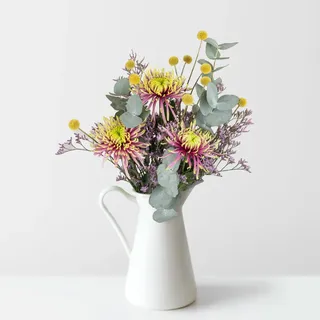 Bunter Schnittblumen-Mix mit Craspedia, Eukalyptus & Chrysanthemen