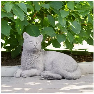 gartendekoparadies.de Gartenfigur Liegende Katze, Steinfigur, H. 18 cm, 6 kg, Frostsicher grau