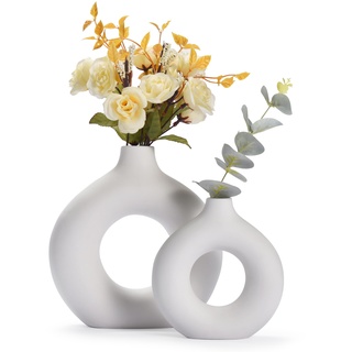 Whole Housewares Keramikvase - Weiße nordische Boho Donutform dekorative Vasen - Kreisvase mit Loch für modernes Zuhause - Runde minimalistische Matte Pampasblumenvase Dekor für Party