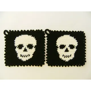 Storchenlädchen 1 Paar Topflappen Totenkopf, Schädel, gehäkelt Handarbeit Pirat Gotik