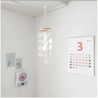 Rockreyoa Muschel Windspiel Bunt Capiz Muscheln Windspiele Hängend Ornamente Natürlich Perlmutt Schale Windglocke Girlande Traumfänger Fensterschmuck für Garten Home Dekoration Weiß
