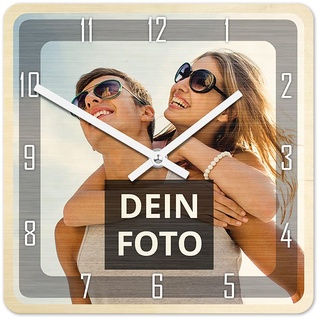 PhotoFancy® - Uhr mit Foto Bedrucken - Fotouhr aus Holz - Wanduhr mit eigenem Motiv selbst gestalten (26 x 26 cm eckig, Design: Klassisch schwarz/Zeiger: weiß)