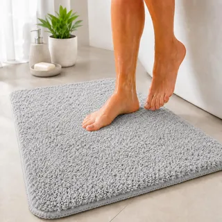 Floordirekt Badematte Sky - Badezimmerteppich - Weicher, dichter Hochflor - Rutschhemmend & Schnell trocknend - Geeignet für Fußbodenheizung - Eckig & Rund (60 x 100 cm, Silbergrau)