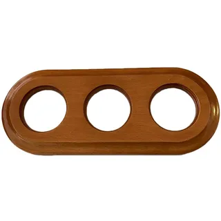 Dreifach-Einbaurahmen in Holzton, ideal für die Integration von drei Schaltern oder Steckdosen in einem Raum und verleiht Ihrem Dekor einen rustikalen und eleganten Stil.