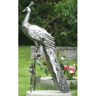 Casa Padrino Gartendeko Skulptur Pfau Silber 50 x 75 x H. 118 cm - Elegante Edelstahl Gartendeko Figur - Wetterbeständige Gartenfigur