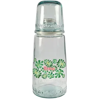 Herz & Heim® Personalisierte Karaffe mit Trinkglas als Deckel – 1L Wasserkaraffe aus 100 % recyceltem Glas – Verschiedene Designs – Trinkkaraffe mit Schraubverschluss (Monstera)
