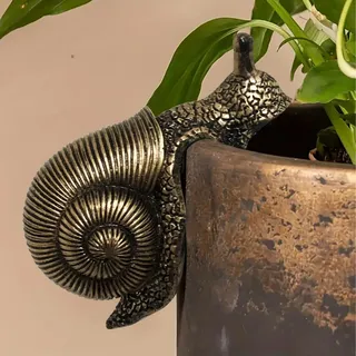 Gartendeko Gecko Figuren Für Draußen Frühling Deko Garten Gecko Blumentopf Hänger Tiere Figur Gartenfiguren Wetterfest Gartenteich Dekofigur Vintage Bronze Frosch Deko Für Miniteich Balkon (Schnecke)