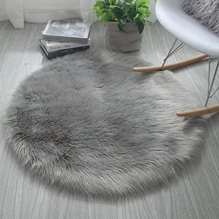 Treer Faux Lammfell Schaffell Teppich, Lammfellimitat Teppich Longhair Fell Optik Nachahmung Wolle Bettvorleger Kunstfell Dekofell Sofa Matte für Kinderzimmer (70cm,Grau)