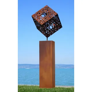 Casa Padrino XXL Garten Deko Metall Skulptur Würfel auf Säule Rost H. 216 cm