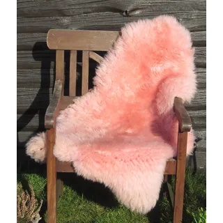 Felltrade Merino Schaffell Lammfell echtes Fell in tollen Farben 110-120 cm ökologische Gerbung (rosa)