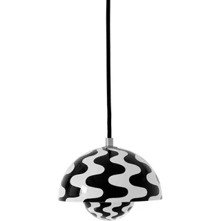 &Tradition - FlowerPot Pendelleuchte VP10, schwarz / weiß