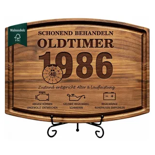 Giftota Geschenke zum 40. Geburtstag Mann - Schneidebrett aus Walnussholz mit Ständer Saftrille - Geburtstagsgeschenk für Papa Ehemann Freund - Schonend Behandeln 1986 Oldtimer