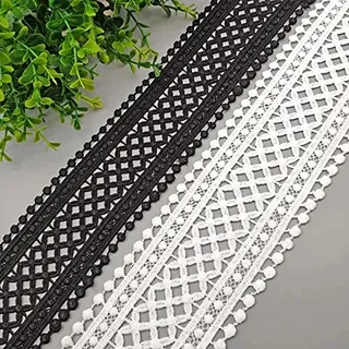 Yulakes 3 Yards Aushöhlen Blumen besticktes Spitzenband Vintage Häkelband Spitze Borte Häkelspitze Häkel-Borte DIY Bekleidung Nähen Stoff Spitzenband Kleid Kleidung Dekoration (Weiß)