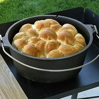 Camp Chef Classic Dutch Oven Topf 10" (25cm) - Feuertopf Gusseisen - mit Füßen