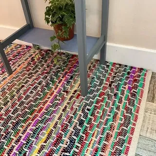 Second Nature Online - KADAM Mehrfarbiger Flickenteppich | Handgewebt | Umweltfreundlich: 100% recycelter Stoff | Ethisch unbedenklich | Flachgewebe (60 cm x 90 cm)