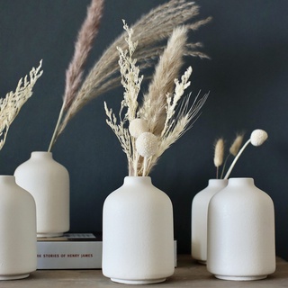 Carrot's Den - Set mit 6 kleinen weißen Keramikvasen für Heimdekoration | Boho-Vasen für trockene Blumen + Zimmerpflanzen | Hochzeit, Zuhause, Tafelaufsatz, modern, minimalistisch