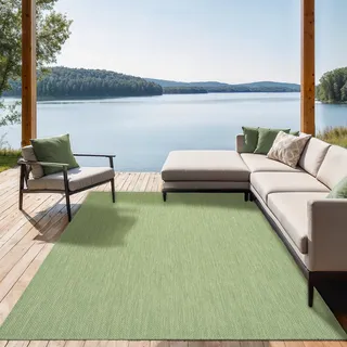 the carpet Mistra – Outdoor Teppich, Wetterfest, UV-beständig & pflegeleicht, für Balkon, Terrasse & Garten, auch für Wohnzimmer & Schlafzimmer geeignet, Grün, 300 x 400 cm