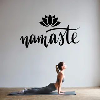 NAMASTE mit Lotusblume - Wandtattoo Wandaufkleber Sticker Aufkleber Mandala Lotus - erhältlich in vielen Größen (Schwarz, 40 x 22 cm)