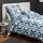J D 87119 grafisch Blau 155 x 220 cm 80 x 80 cm