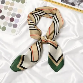 Qinc 70x70cm Damen Multifunktions Polyester Seidenschal Elegante Streifen Bedruckt Lässig Satin Klein Quadratisch Tücher Schals Schal