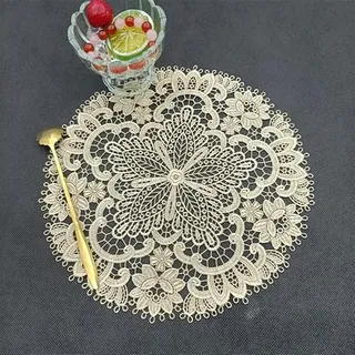 4 Stück Spitze Runde Gestickte Tischläufer, Stickerei Tischset Runde Bestickte Tischmatte Handarbeit Geklöppelt Häkeldeckchen Spitzendeckchen für Küche,Esszimmer Tassen, Getränke,Schalen -Gold #1